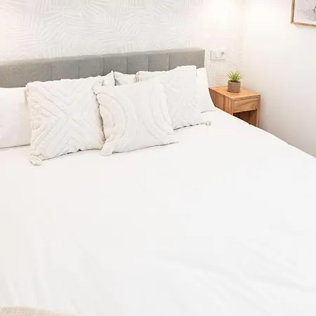 Apartment Wintowinrentals Goleta 0b En Malaga, Espana *